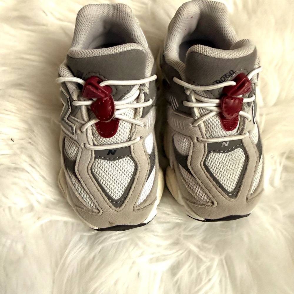 New Balance toddler 9060